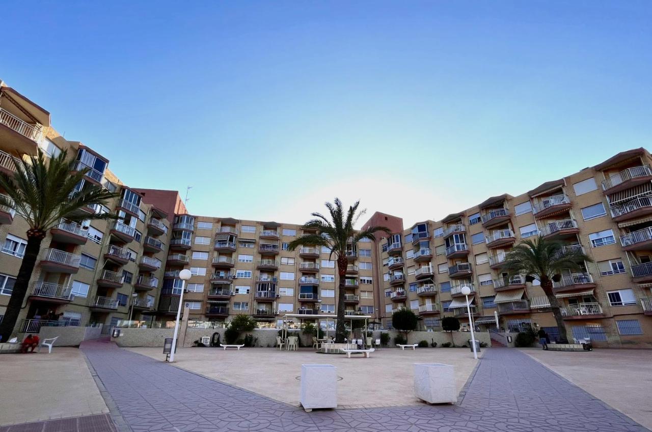 Myflats Deluxe Seafront Apartamento Arenales del Sol Exterior foto