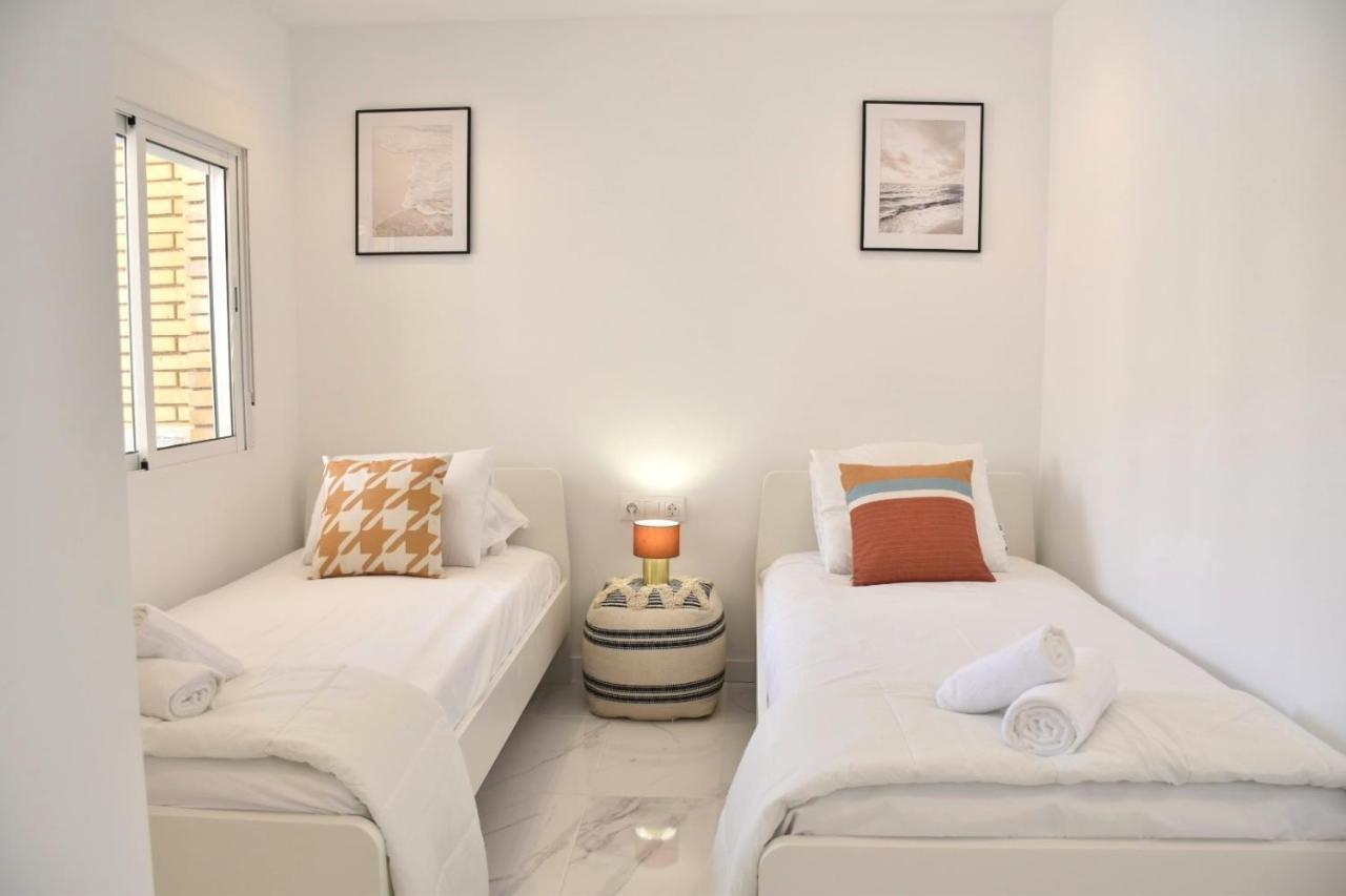Myflats Deluxe Seafront Apartamento Arenales del Sol Exterior foto
